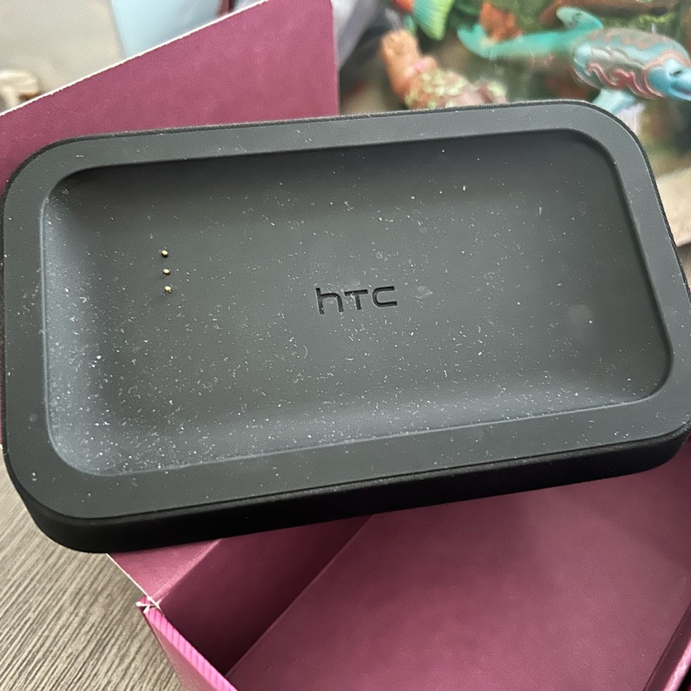 HTC Rhyme Smartphone NIB - Picture 3 of 4